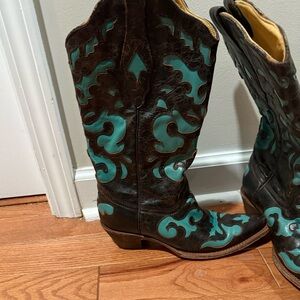 Elegant Brown and Teal Heeled Boots